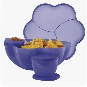 Tupperware Chip & Dip set with Lazy Susan turntable